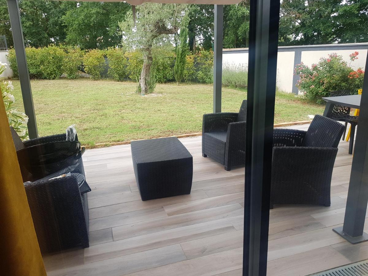 Villa des rives du Lac Montans Extérieur photo